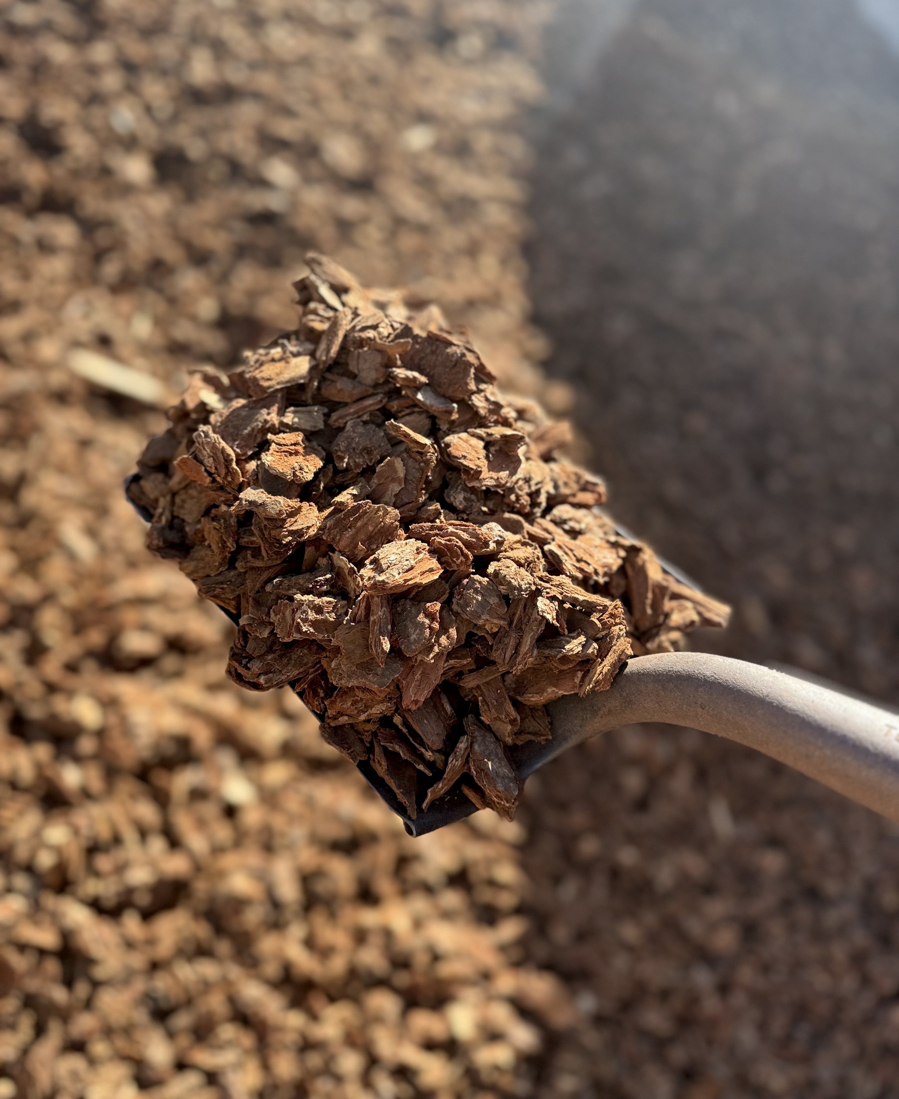 Deco Bark Nuggets delivered in bulk by Yard Drop